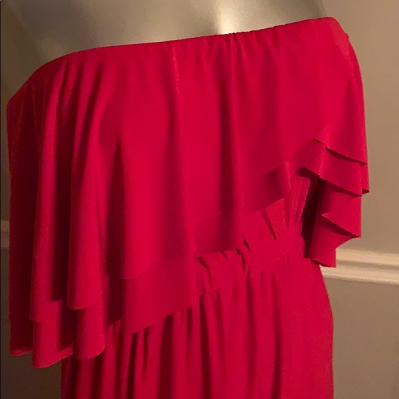 Fun flirty red dress. - Picture 2 of 5